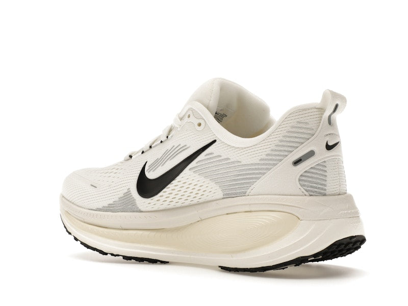 Nike Vomero 18 Summit White Coconut Milk (Women's)