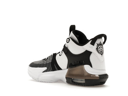 Nike LeBron Witness 7 White Black (GS)