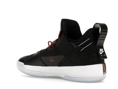 Jordan XXXIII SE Black