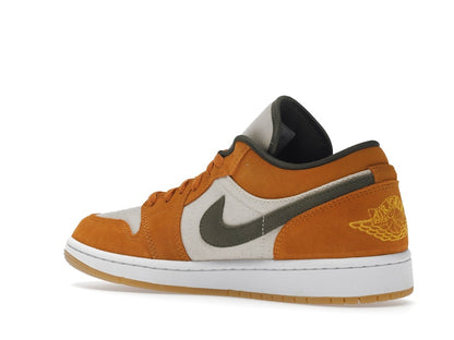 Jordan 1 Low SE Light Curry