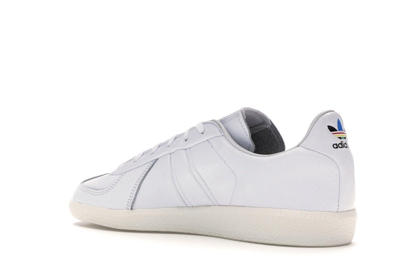 adidas BW Army Oyster Holdings
