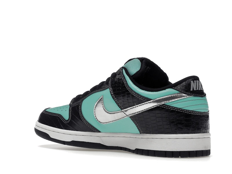 Nike SB Dunk Low Diamond Supply Co.