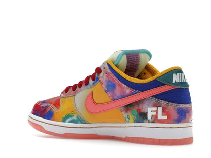 Nike SB Dunk Low Futura Laboratories Sunblush (Friends and Family)