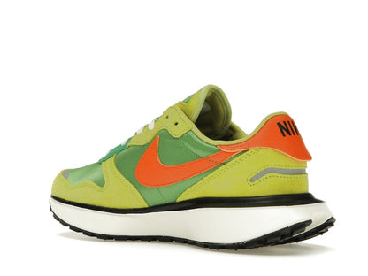 Nike Phoenix Waffle Chlorophyll Safety Orange (Women's)