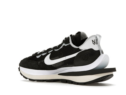 Nike Vaporwaffle sacai Black White
