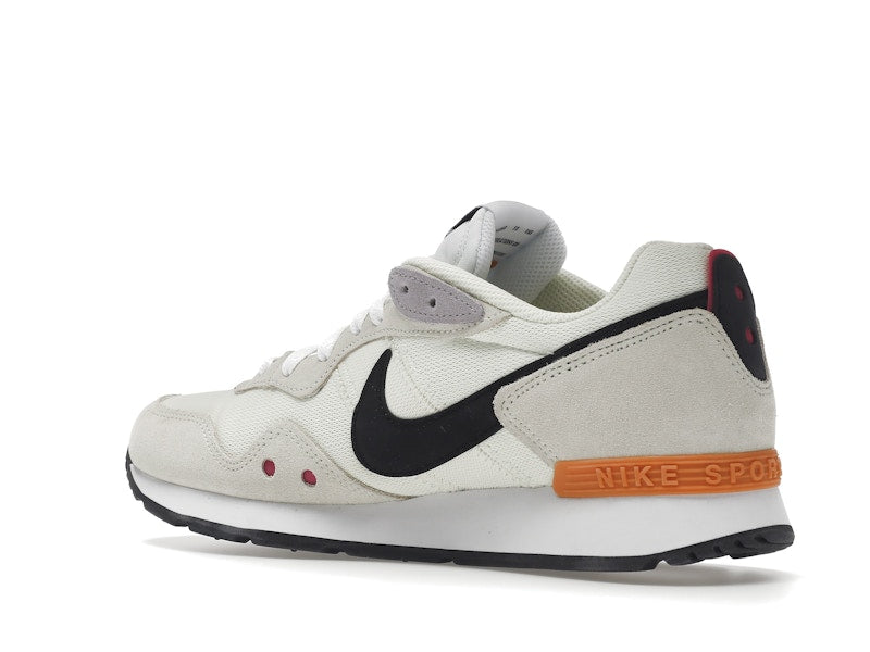 Nike Venture Runner Coconut Milk Light Curry (Women's)