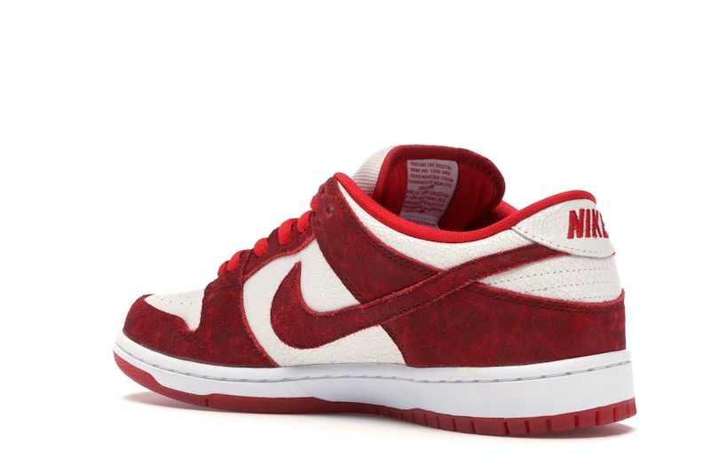 Nike SB Dunk Low Valentine's Day (2014)