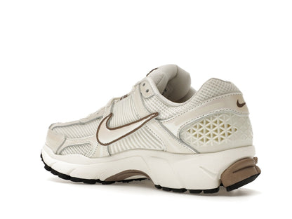 Nike Zoom Vomero 5 Sail Mink Brown Black (Women's)