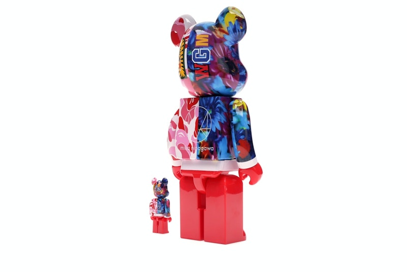 Bearbrick x Bape x Mika Ninagawa Shark 100% & 400% Set Pink