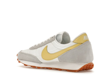 Nike Daybreak Summit White Gray Fog Yellow (Women's)