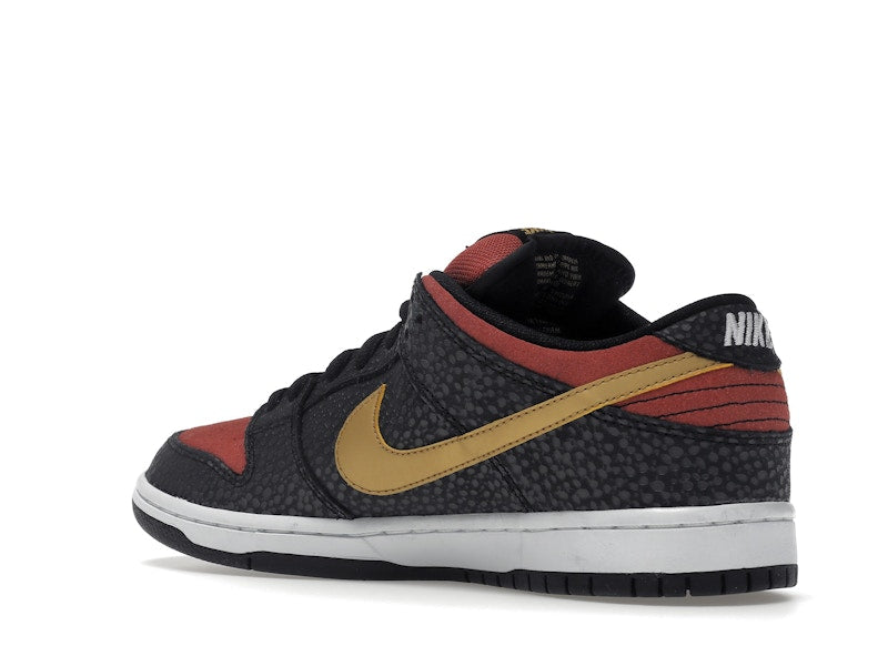 Nike SB Dunk Low Walk of Fame