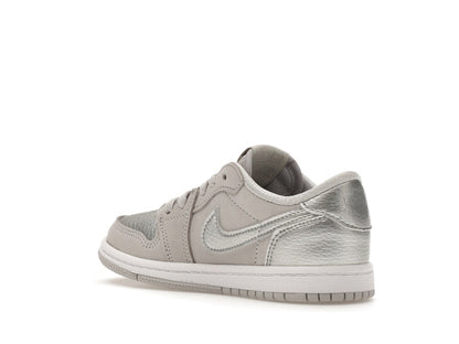 Jordan 1 Low OG Metallic Silver (TD)