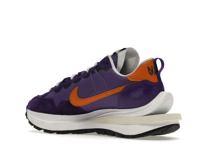 Nike Vaporwaffle sacai Dark Iris