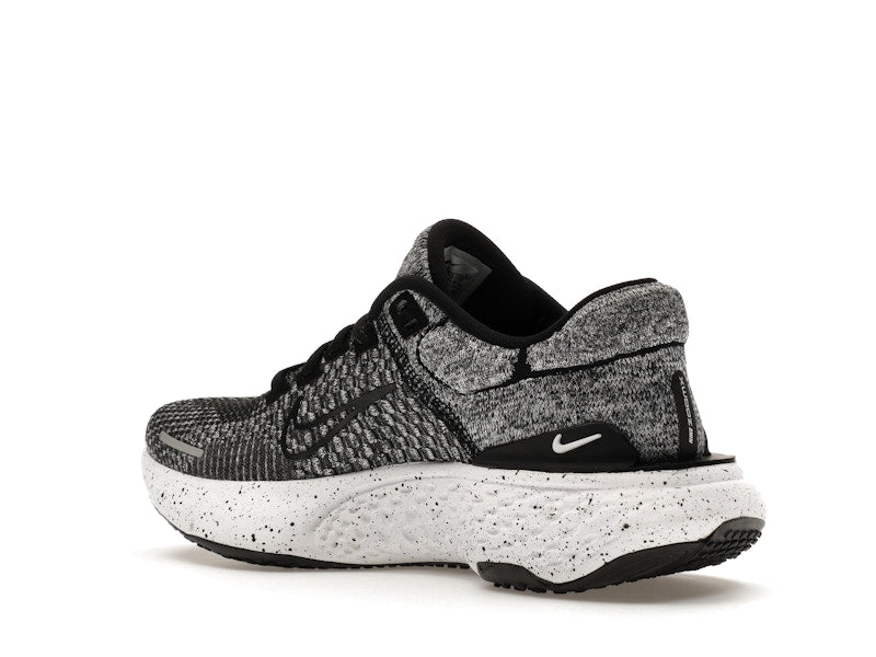 Nike ZoomX Invincible Run Flyknit 2 Oreo (Women's)