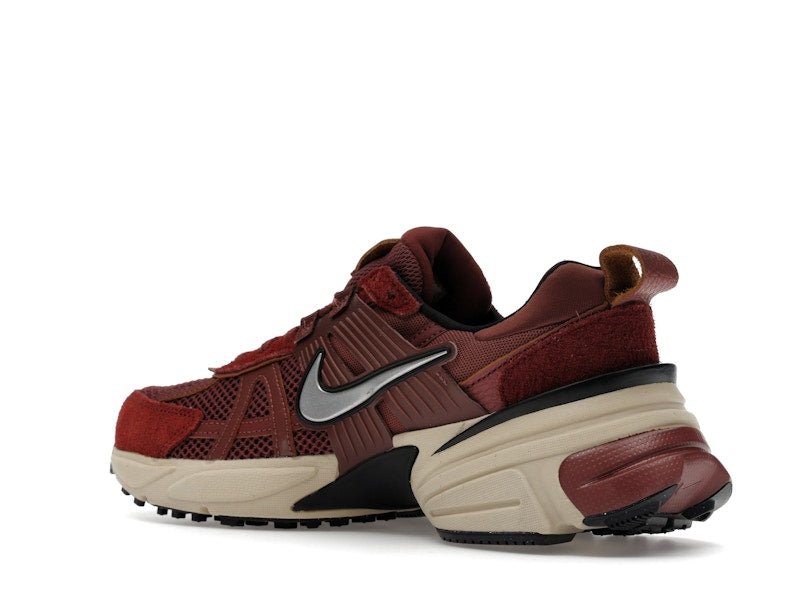 Nike V2K Run Red Sepia Dark Pony (Women's)