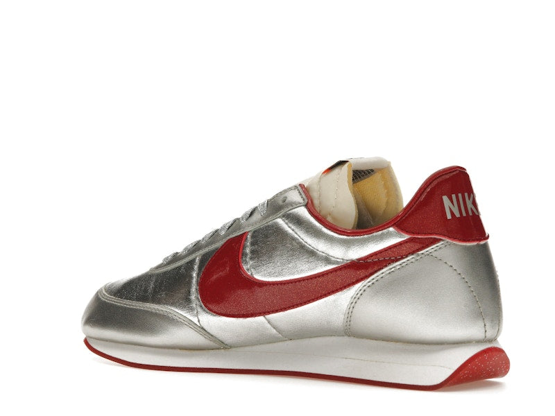Nike Tailwind Night Track