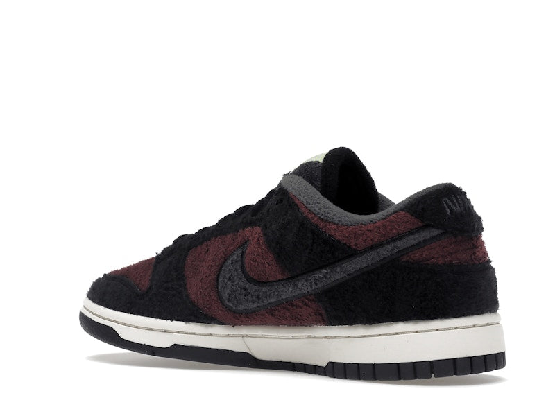 Nike Dunk Low SE Fleece Pack Burgundy Crush (Women's)