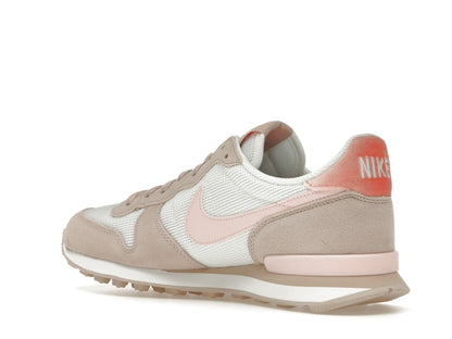 Nike Internationalist Summit White Light Madder Root (Women's)