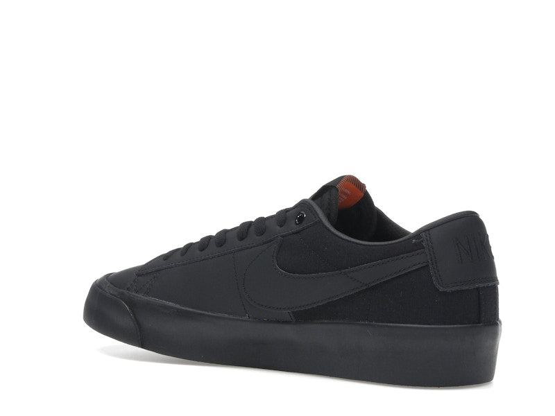 Nike SB Zoom Blazer Low Pro GT ISO Triple Black