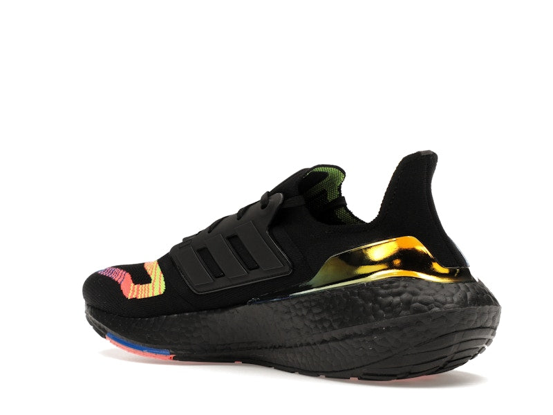 adidas Ultra Boost 22 Linear Energy Black