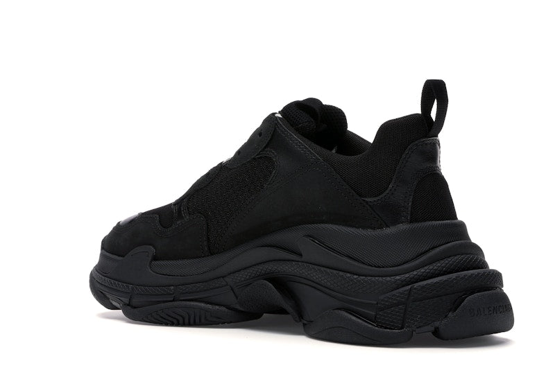 Balenciaga Triple S Black (2019)