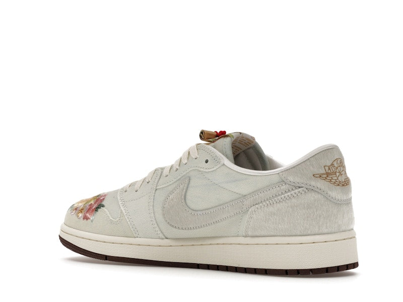Jordan 1 Retro Low OG Football Grey Sail Light Chocolate