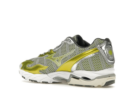 Mizuno Wave Rider 10 Flame Wave One Block Down Amazon