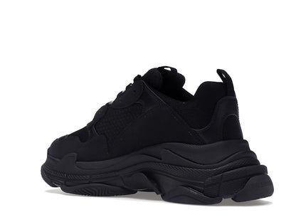 Balenciaga Triple S Black (2021)