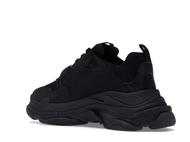 Balenciaga Triple S Black (2021)