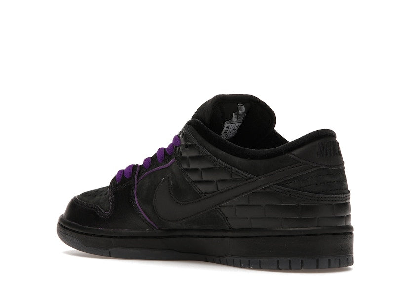 Nike SB Dunk Low Familia First Avenue