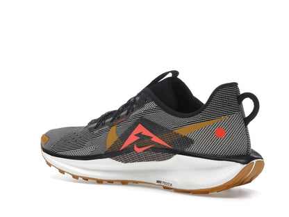Nike React Pegasus Trail 5 Black Fir College Grey Desert Ochre