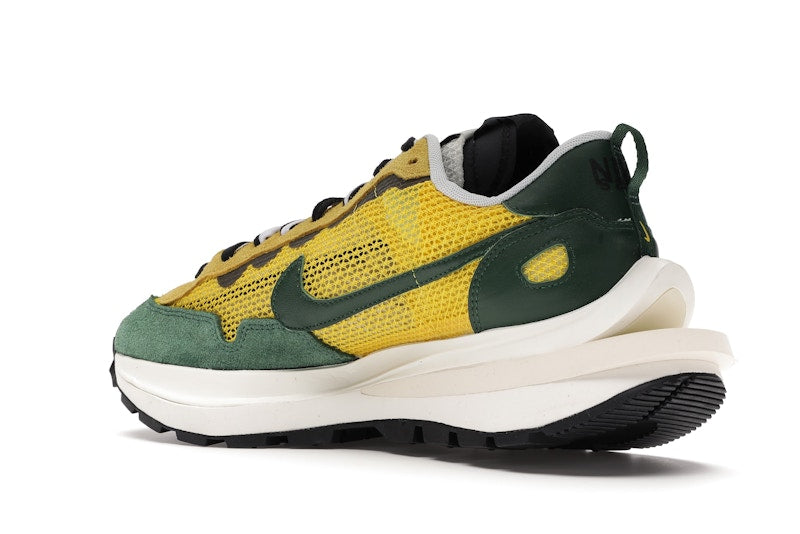 Nike Vaporwaffle sacai Tour Yellow Stadium Green