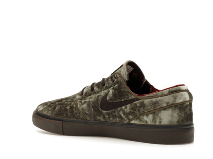 Nike SB Zoom Janoski OG+ SE Medium Olive Baroque Brown Dark Team Red Velvet Brown