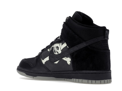 Nike Dunk High St. Pauli