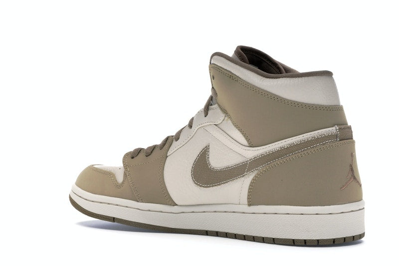 Jordan 1 Retro Armed Forces Pearl White