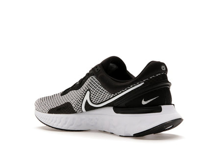 Nike React Miler 3 Black Metallic Silver