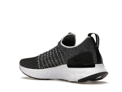 Nike React Phantom Run Flyknit 2 Oreo (Women's)