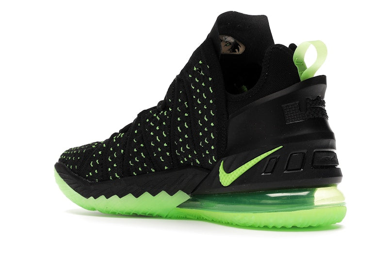 Nike LeBron 18 Dunkman