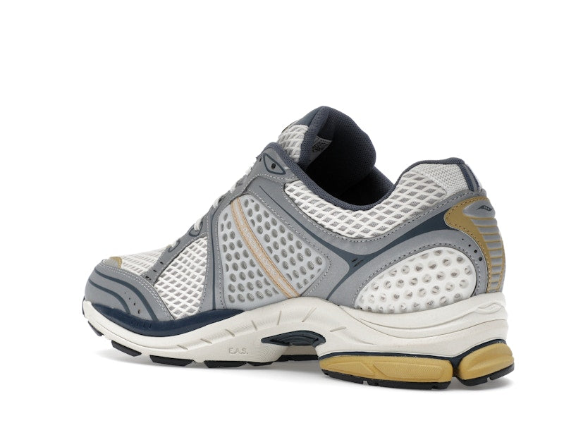 Saucony ProGrid Triumph 4 Fabricated Future