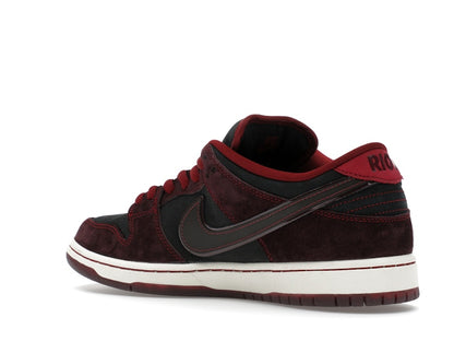 Nike SB Dunk Low Riot Skateshop