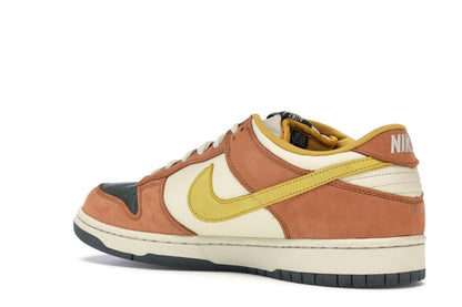 Nike SB Dunk Low Vapour Mineral Yellow