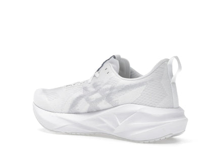 ASICS Novablast 5 White Piedmont Grey