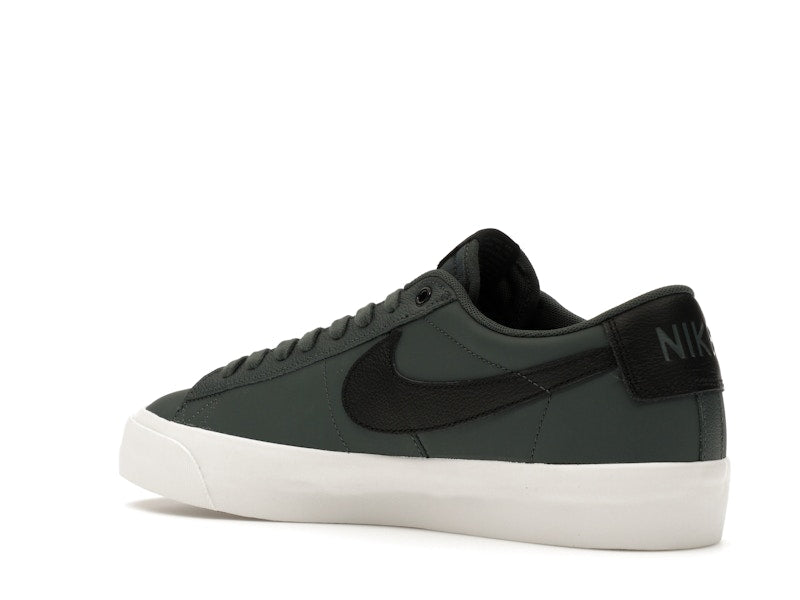 Nike SB Zoom Blazer Low Pro GT Vintage Green