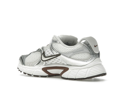 Nike V5 RNR Sail Fauna Brown Phantom Light Orewood Brown (Women's)
