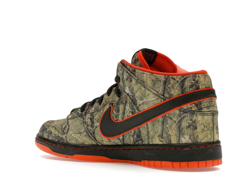 Nike SB Dunk Mid Real Tree Camo