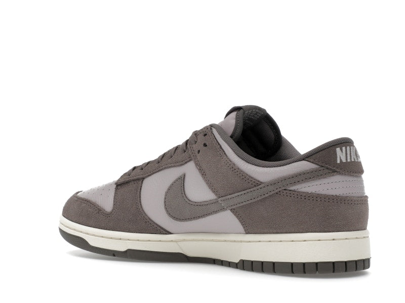 Nike Dunk Low SE Platinum Violet Cave Stone