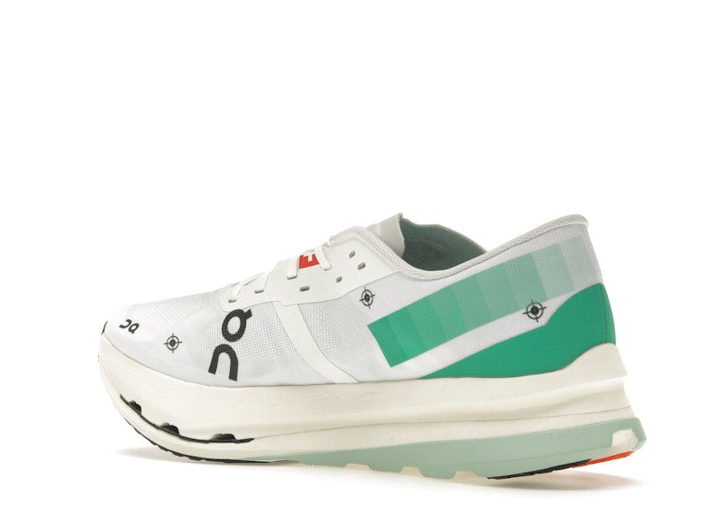 On CloudBoom Echo 3 Undyed White Mint