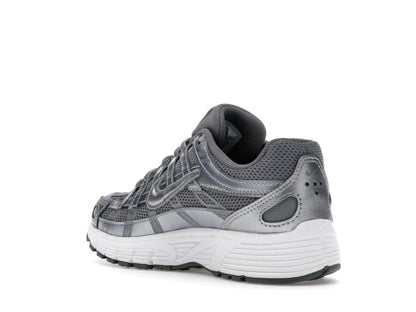 Nike P-6000 Metalic Cool Grey (GS)