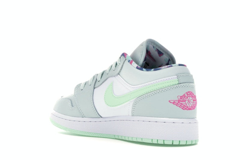 Jordan 1 Low Barely Grey Frosted Spruce (GS)
