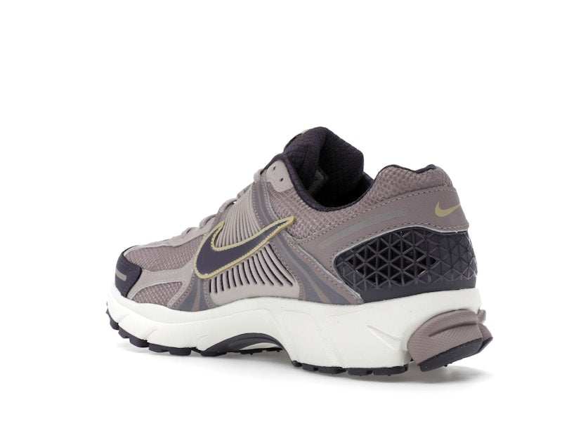 Nike Zoom Vomero 5 Platinum Violet